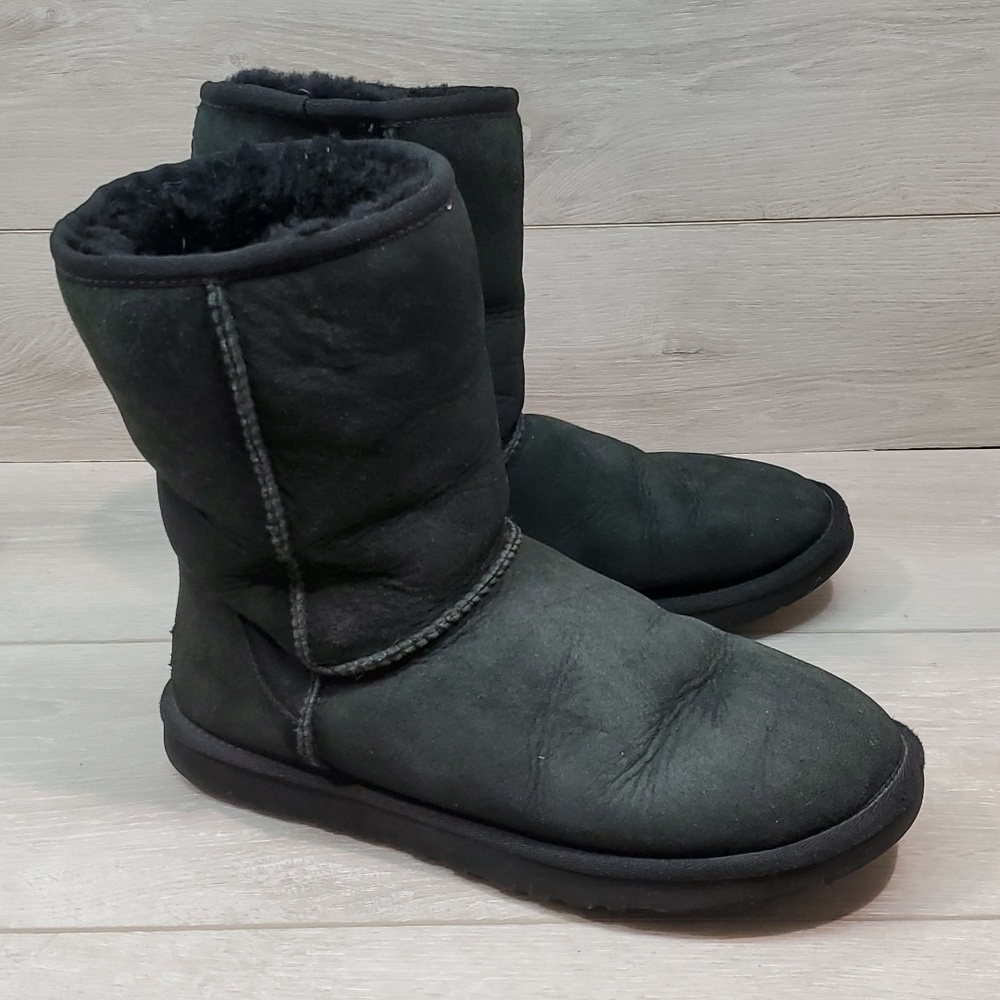 Ugg Australia Women 5825 Suede boots shoes sz 9 - Picture 2 of 14
